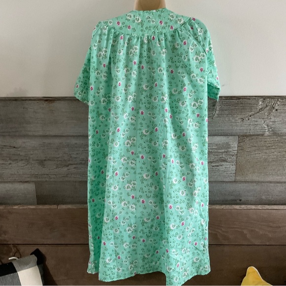 Casual Nights Snaps Front Closure House Dress Woven Houseco Size Medium (H1) - Picture 6 of 8